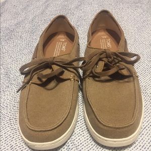NWOT Toms Boat Shoes